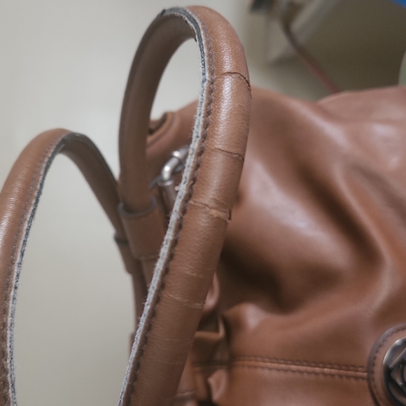 Relic Handbag and Wallet - Picture 2 of 6